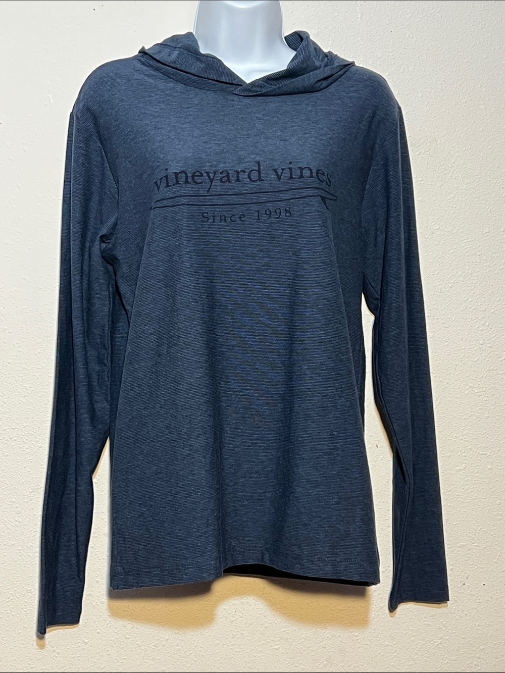 Vineyard Vines Men's Hooded Long Sleeve Tee in Navy Heather